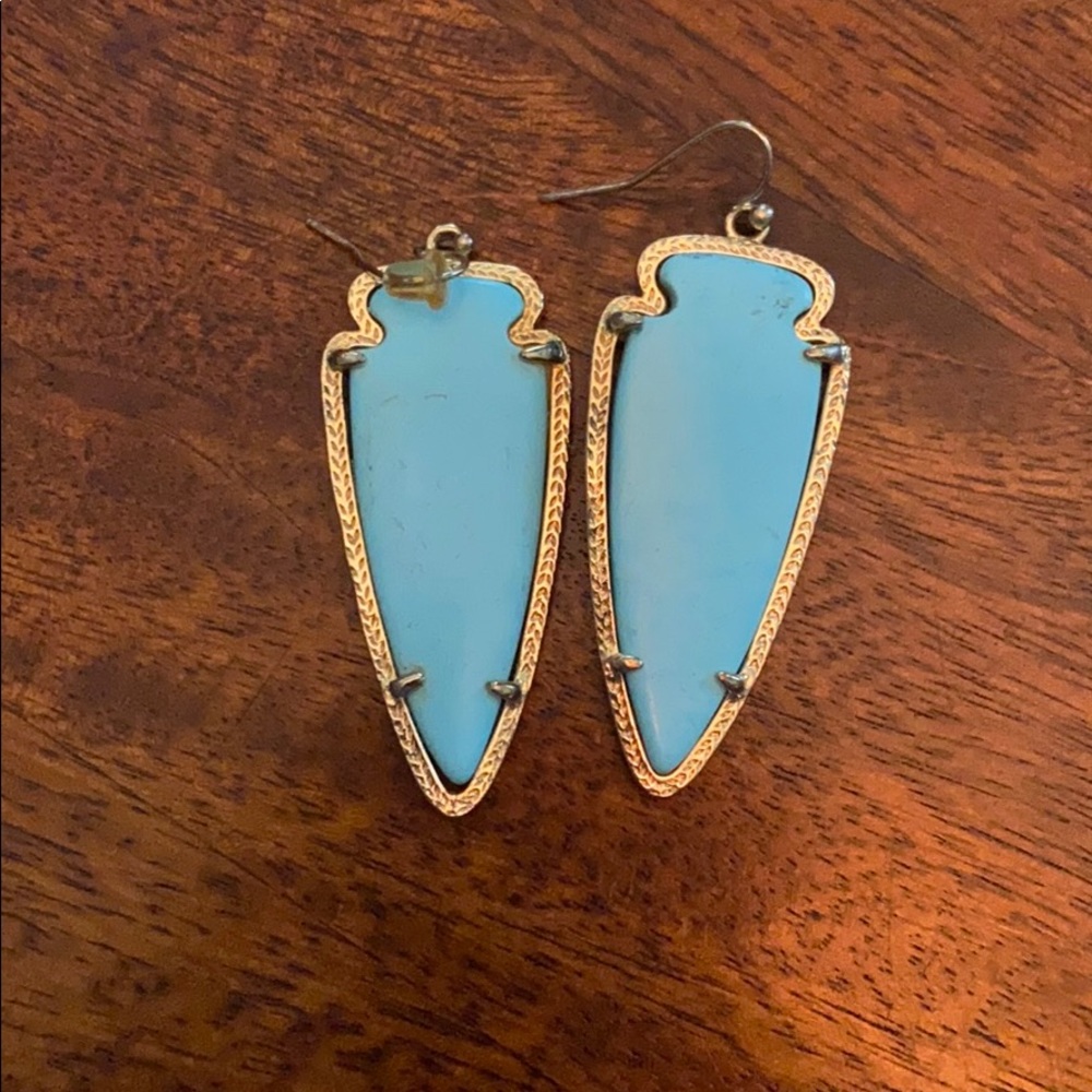 Kendra Scott Arrow Earrings
